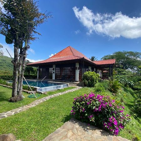 Tropical Balinese Villa Atenas Escobal 외부 사진