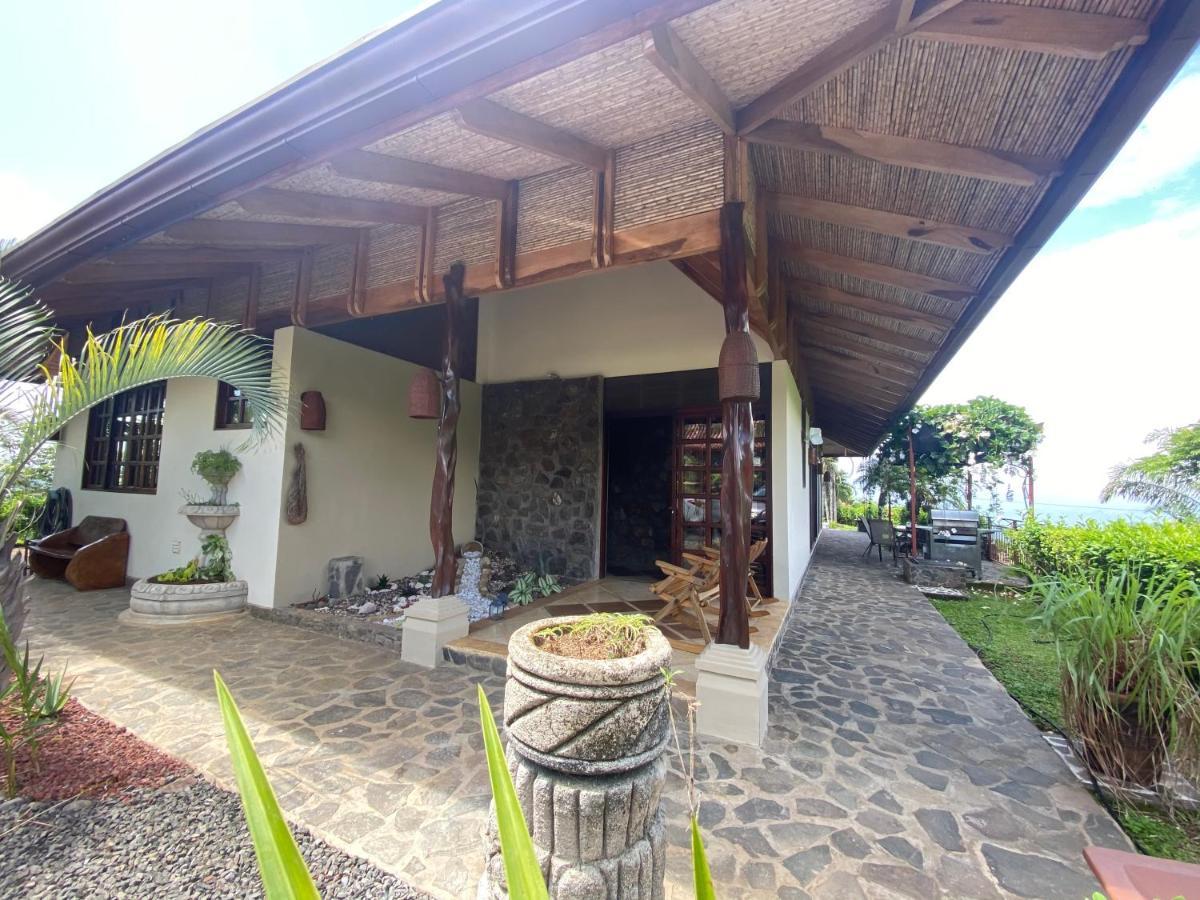 Tropical Balinese Villa Atenas Escobal 외부 사진